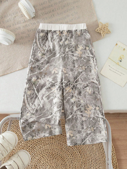 Babygirl Versatile Cute Leaf Pattern Elastic Waist Loose Pants Fall Winter