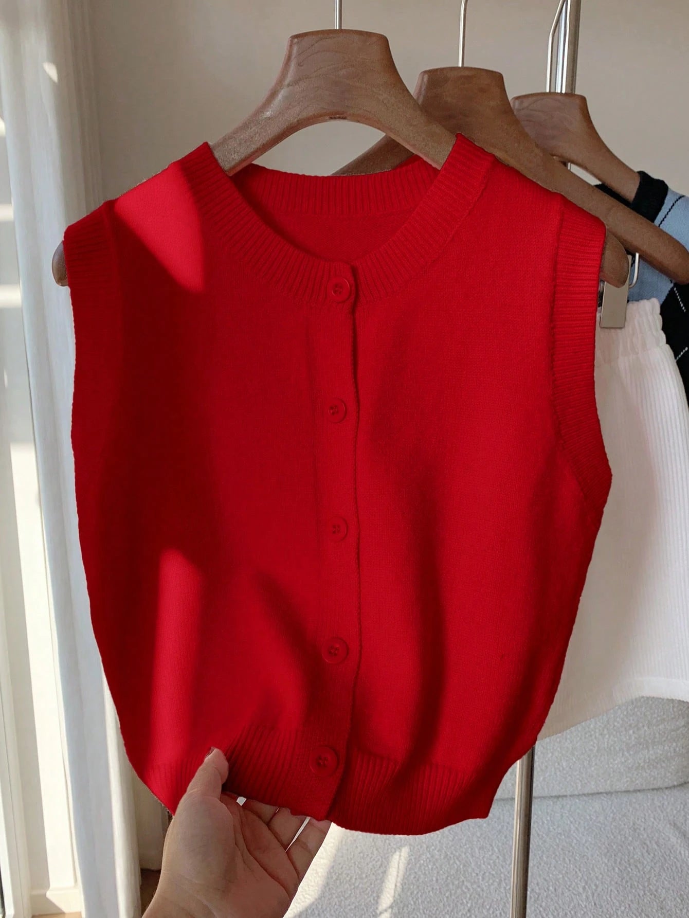 CovetEZ Pink Round Neck Women Cardigan Sweater Vest Cute Red Top Cropped Summer Tops Knit Sleeveless