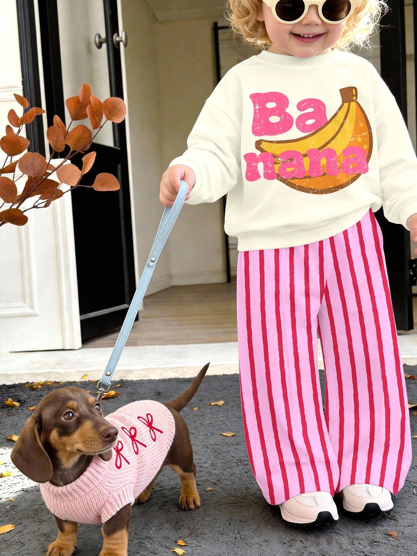 Cream White & Pink, Cute Dopamine Cartoon Banana Fruit Pattern, Baby Girl Casual Soft Thick Long Sleeve Crew Neck Pullover Sweatshirt & Wide Leg Pants Set, Suitable For Autumn/Winter, Comfortable & Ea