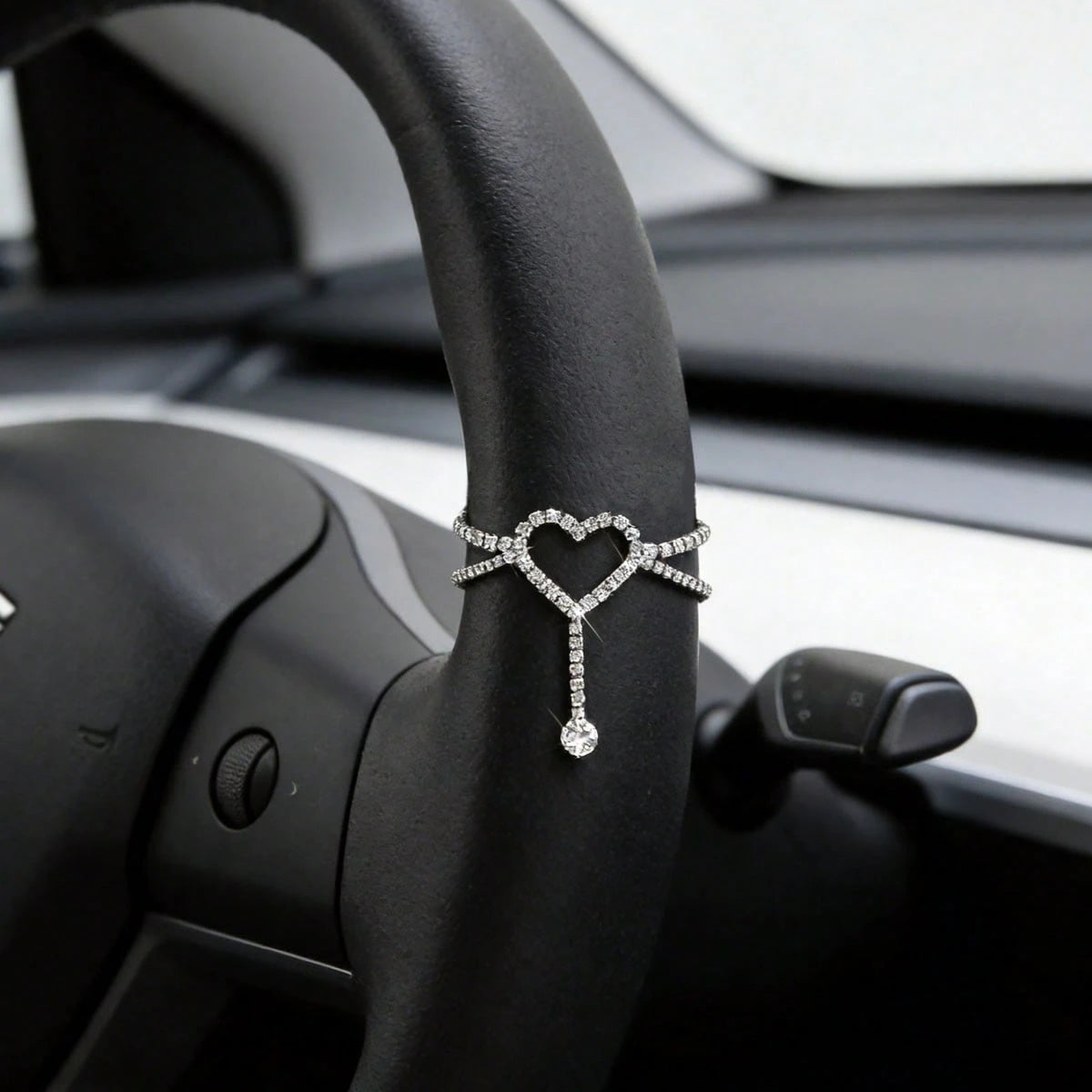 Creative Heart-Shaped Rhinestone Steering Wheel Decor Hanging Accessory, Double-Layer Crossed Chain Body With Dangling Rhinestone Decor, Fits Various Car Models