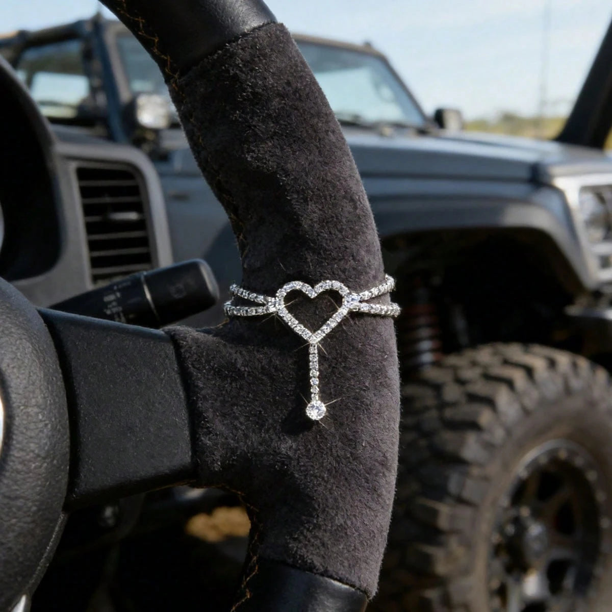 Creative Heart-Shaped Rhinestone Steering Wheel Decor Hanging Accessory, Double-Layer Crossed Chain Body With Dangling Rhinestone Decor, Fits Various Car Models