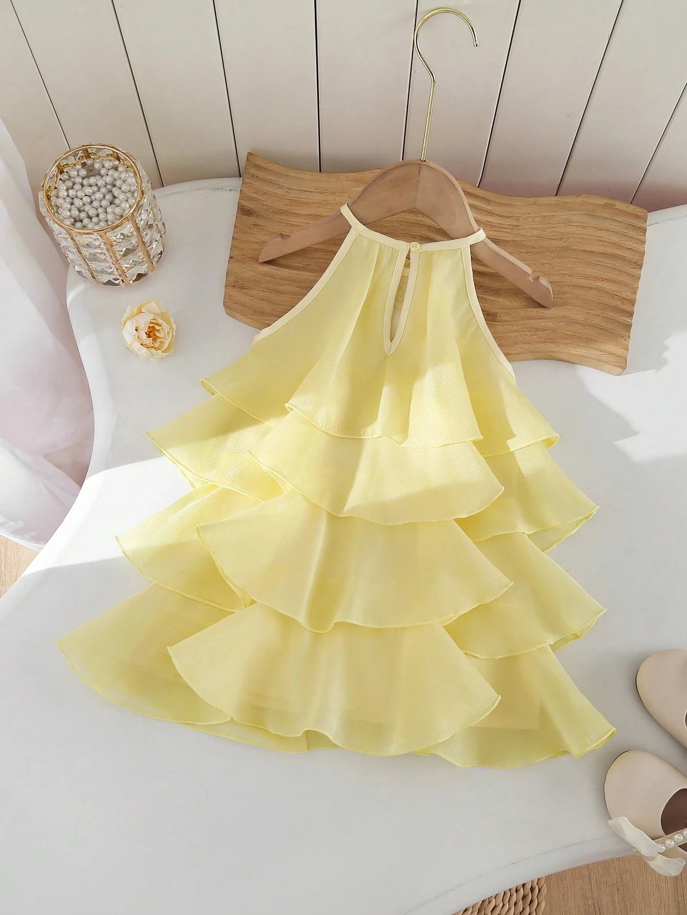 Cute And Elegant Yellow Floral Sleeveless Dress For Baby Girls With Ruffles,Perfect Spring Summer.Features A 3D Ruffle Hem Is Ideal Summer Vacation.