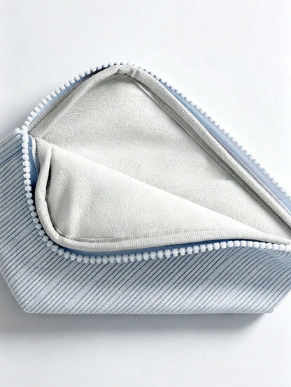 Cute Corduroy Laptop Sleeve, Large Capacity Portable Soft Thick Shockproof Protective Case, Minimalist Solid Color Zipper Lightweight Laptop Cover