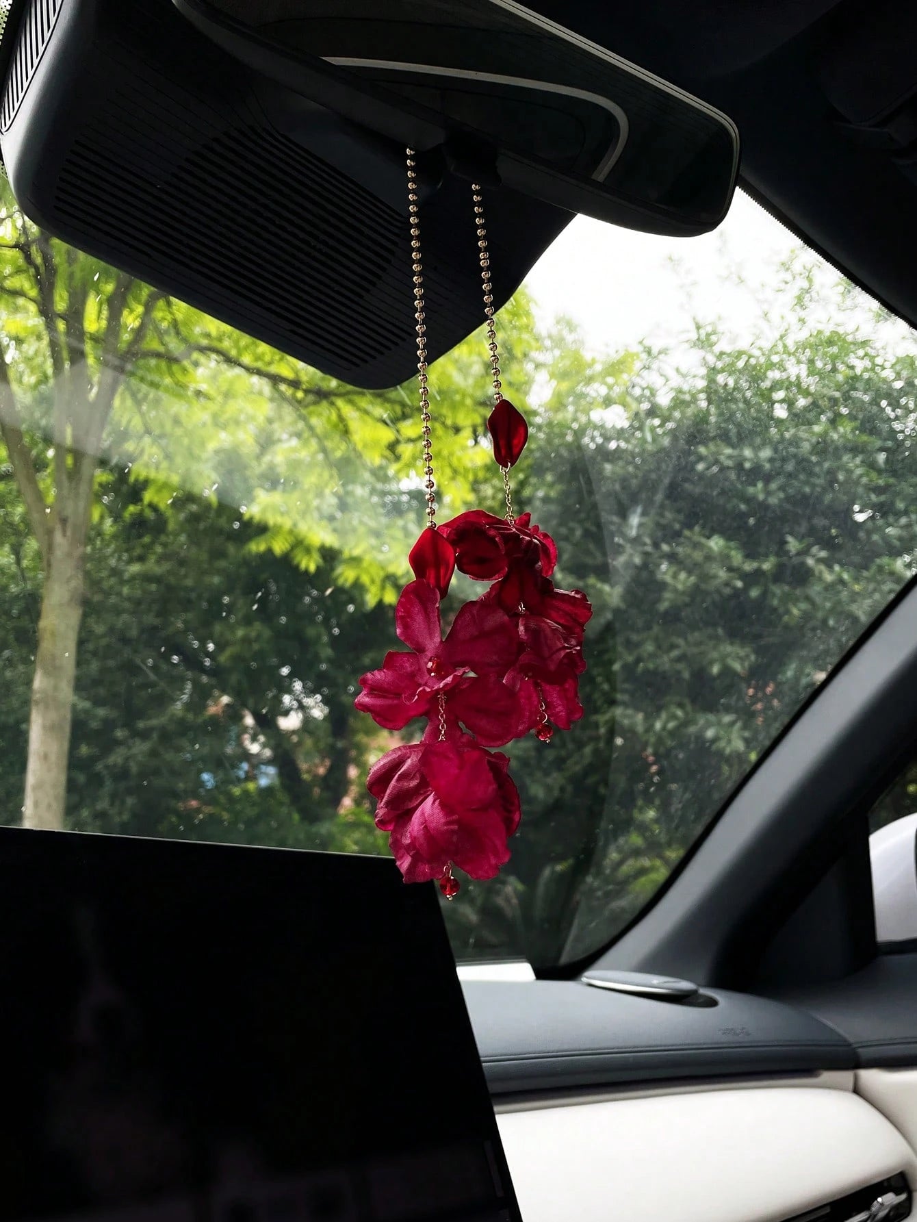 Dark Red Flower Car Pendant, Creative Car Rearview Mirror Hanging Decor, Car Interior Accessory