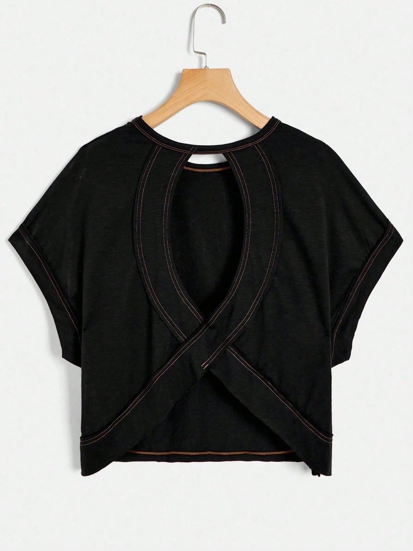 Essnce 2pcs Women Casual Round Neck Backless Batwing Sleeve T-Shirt Set,White And Black Summer Retro Y2K Boho Gym Music Festival Cut-Out Back Top