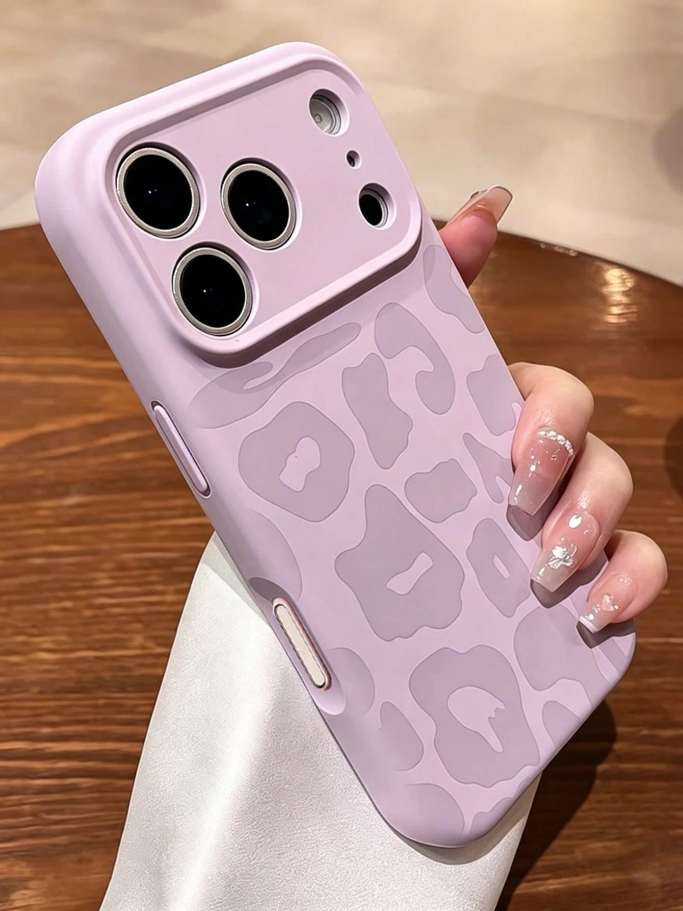 Fashionable Fuchsia Leopard Print Phone Case Compatible With IPhone 17 Pro Max/17 Pro/17/16 Pro Max/16/16 Pro/15/15 Pro Max/15 Pro/11/12/13/14 Pro Max/12 Pro/12 Pro Max/13 Pro/13 Pro Max/14 Pro/14 Pro