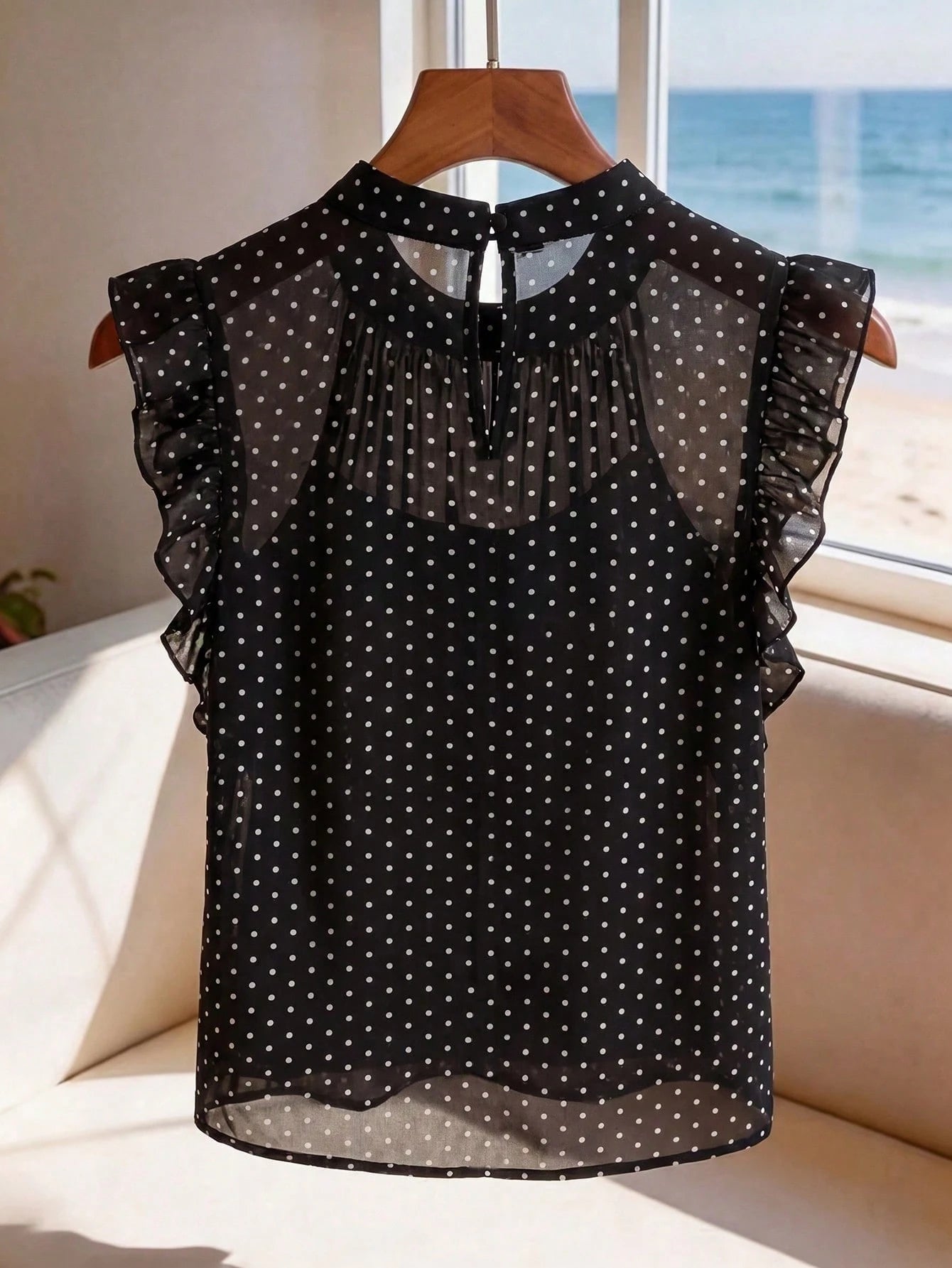 Franclia Women's New Black Base White Polka Dot Chiffon Sleeveless Top| French Retro Sweet Style, Lightweight Chiffon Fabric Suitable For Dates, Shopping/Afternoon Tea, Double-Layer Ruffle Slee