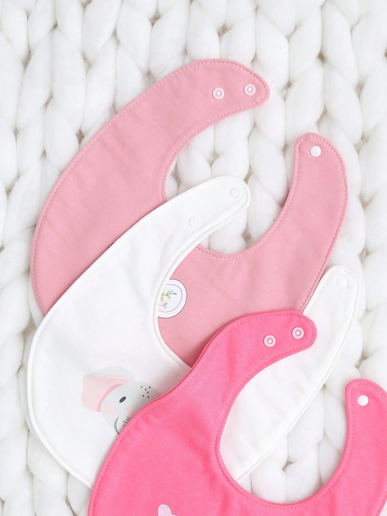 momscare 3pcs Random Baby Boys' Cute Animal Pattern Bibs