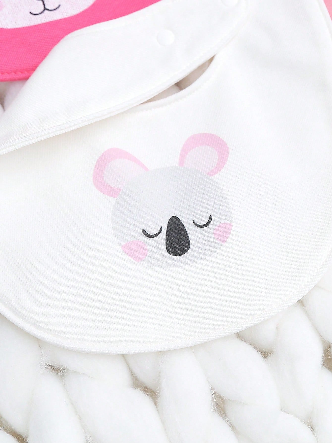 momscare 3pcs Random Baby Boys' Cute Animal Pattern Bibs