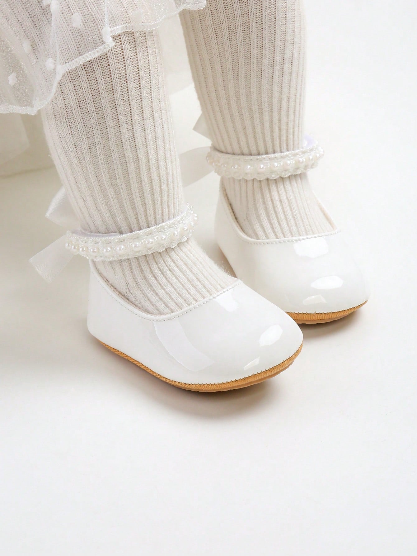 New Baby Girls' Mary Jane Flat Shoes, Bow Design, Non-Slip Soft PU Leather Sole, Infant Toddler Walking Shoes, Pearl Satin Ribbon Decor