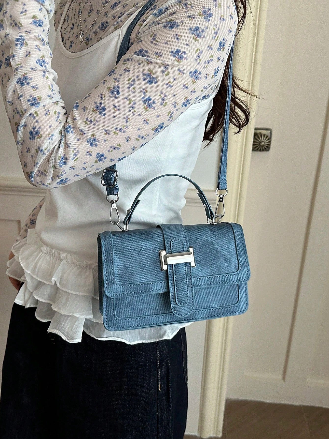 New Fashion Flap Top Handbag, Suitable For Parties, Gatherings, Outings, Vacations, Shopping And Daily Use, Can Store Coins, Phones, Also As Work Bag For White-Collar, College Students And Office Work