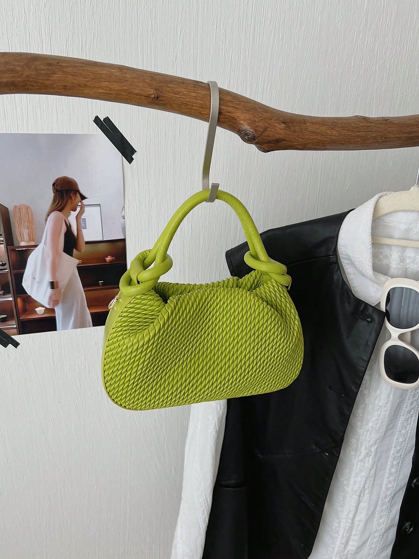 New Fashion Woven Solid Color Handbag, Single Handle Design, Adjustable Shoulder Strap, Can Be Worn On Shoulder Or Crossbody, Spacious Interior, Stylish And Practical, Can Hold Keys, Lipstick And Othe