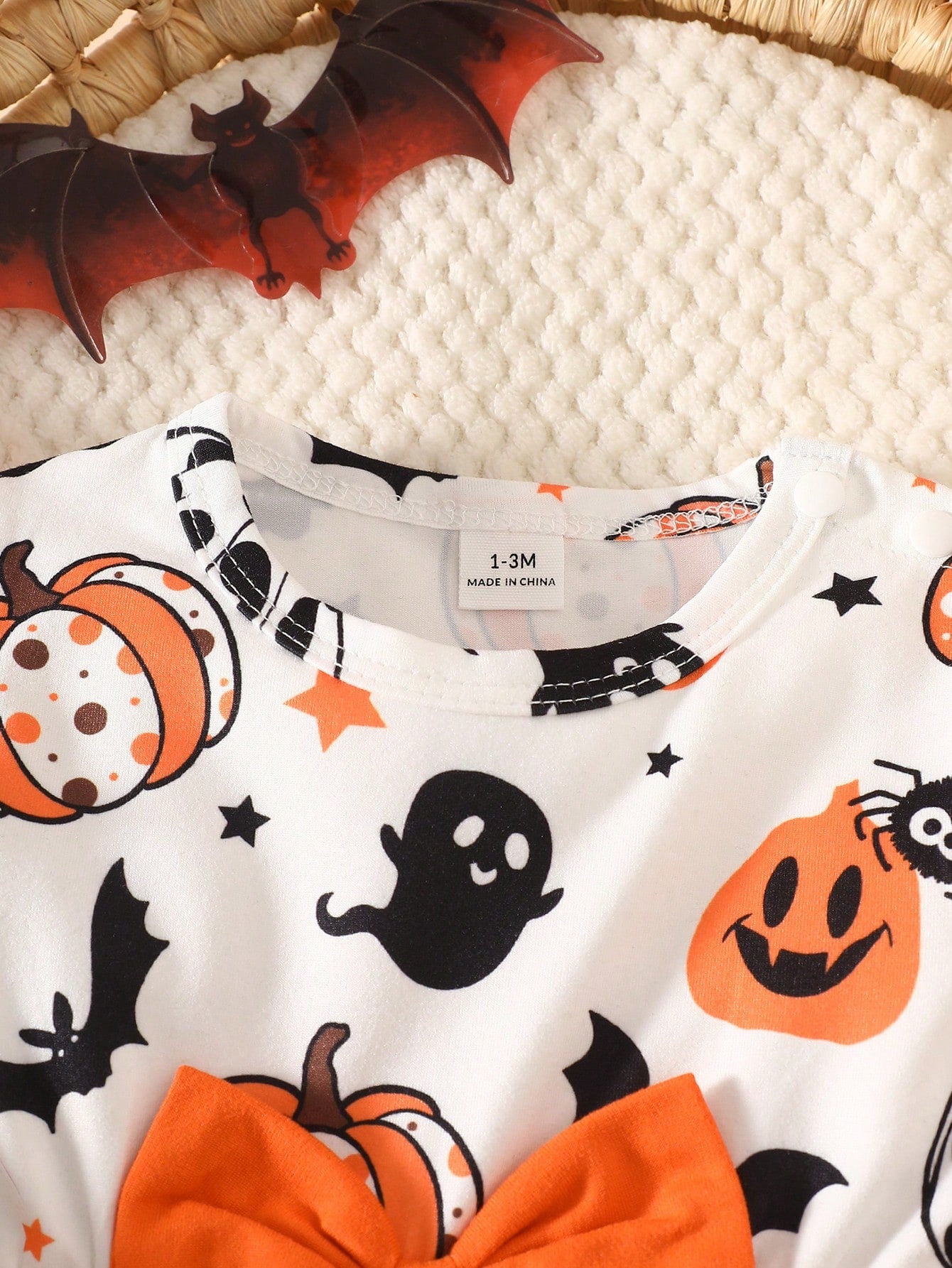 Newborn Baby Girl Autumn/Winter Outfit Set, White Round Neck Long Sleeve Top With Ghost Pumpkin Pattern And Exquisite Orange Large Bow, A-Line Waist Design, Orange Casual Long Pants With Bow, Cu