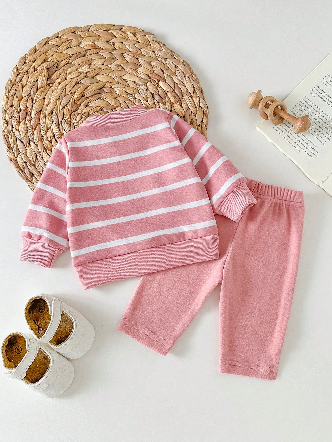 Newborn Baby Girl Casual Sweet 3D Floral Sweatshirt And Ribbed Long Pants Set