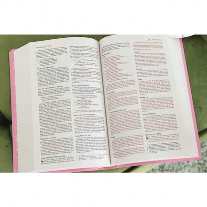 NIV, Gift And Award Bible, Leather-Look, Pink, Red Letter, Comfort Print