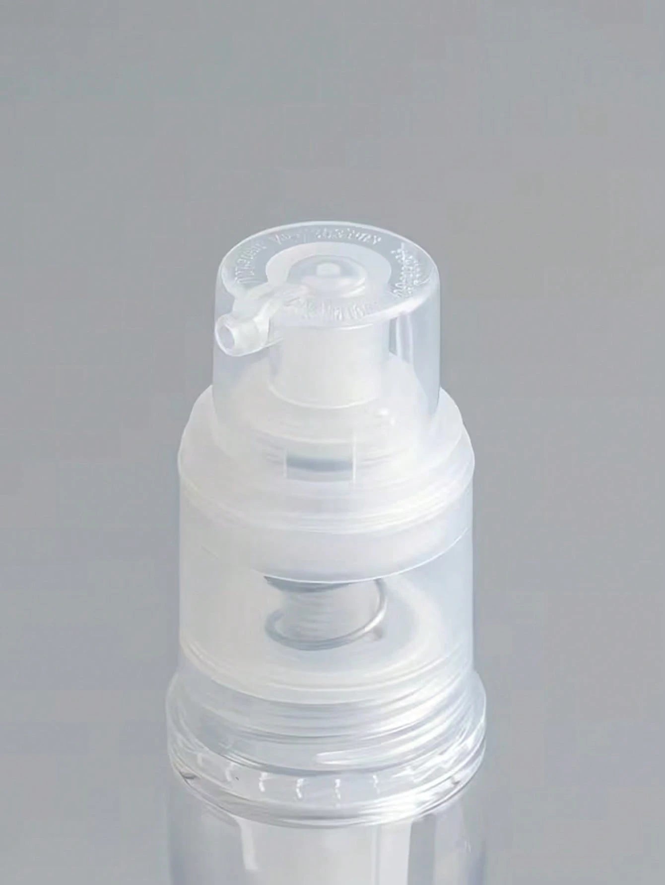 PET Powder Spray Bottle 14ML/18ml/25ml Multiple Powder Compatible Dispensing Bottle, Dry Powder Spray Bottle, Portable Cosmetic Water Container, Adjustable Nozzle Leak-Proof Design, Talcum Powder Spra