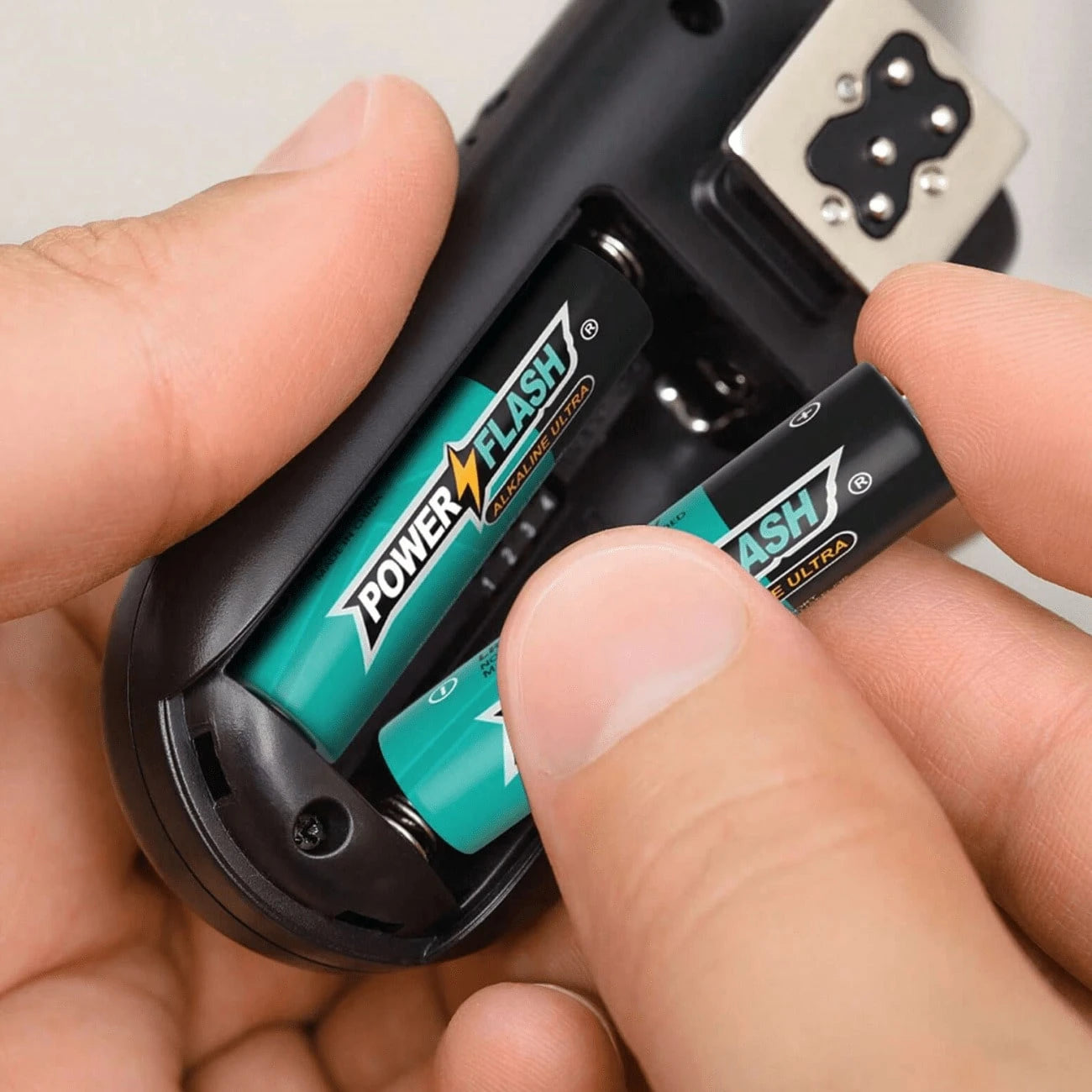 POWER FLASH 28pcs AA Alkaline Battery, High Capacity,High Performance, 10-Year Lifespan, Durable. Suitable For Remote Controls, Alarm Clocks, Doorbells, Car Keys, Night Lights, Flashlights, Etc. Chris