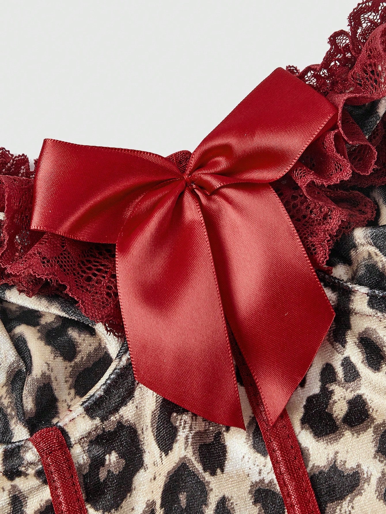 ROMWE J-Fashion Y2K Leopard Print Lace Patchwork Bow Decor Sexy Women Top