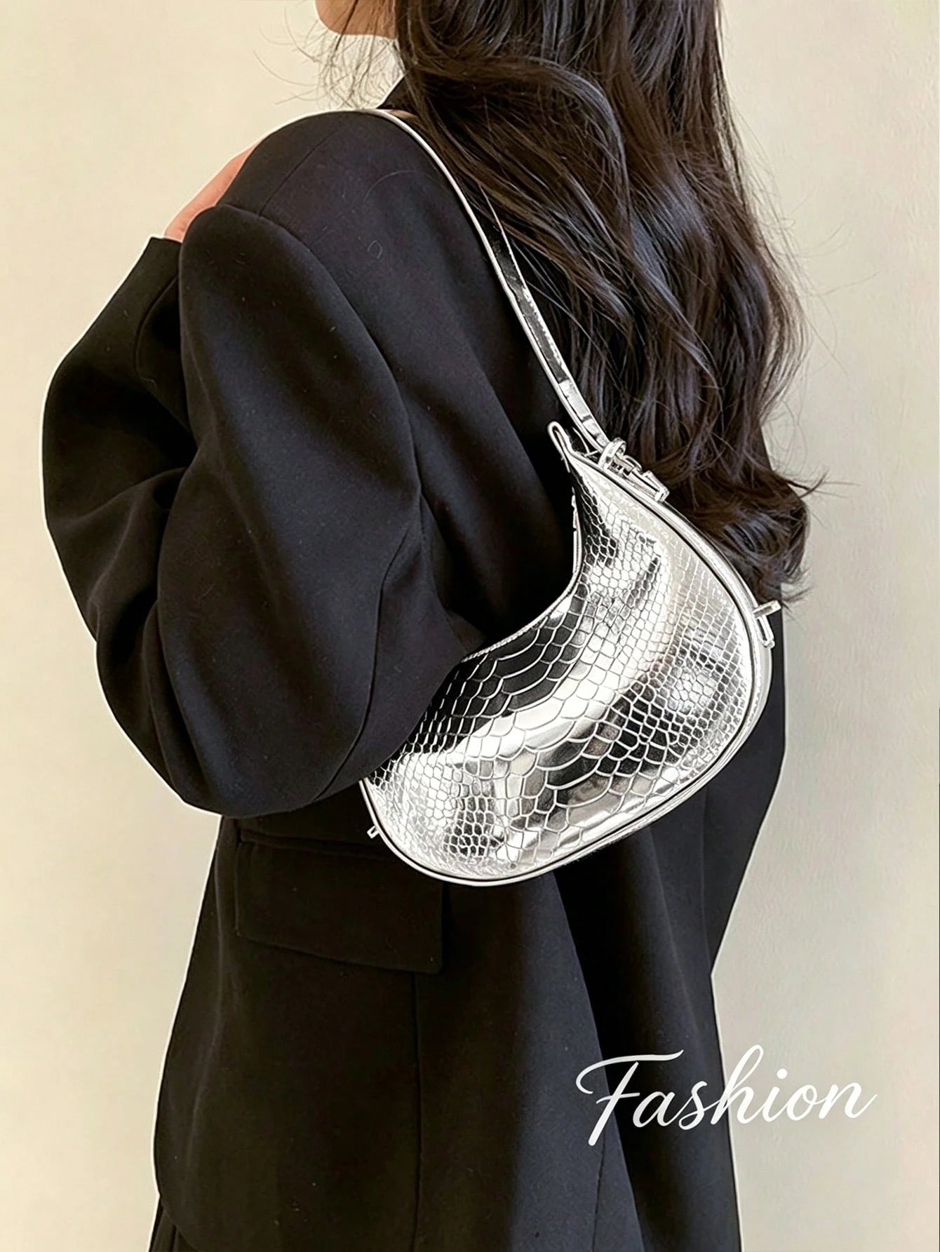 Silver Underarm Bag, Crocodile-Embossed Crescent,Metallic Shiny,Loaf Sexy Street Tote/Hobo,A Top Choice For Datesperfect Parties,Street Style,Clubbing