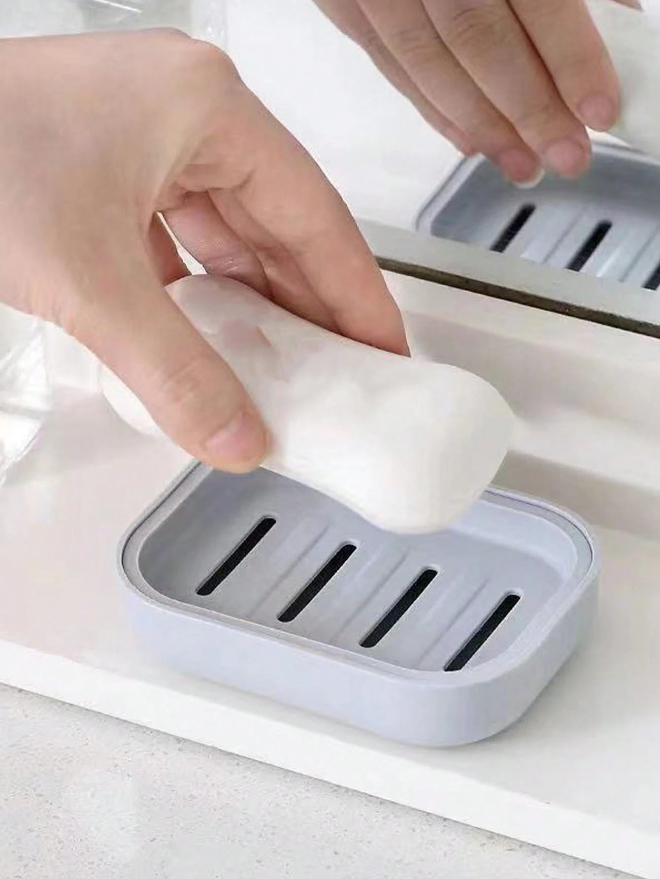 Simple Soap Dish, Draining Soap Tray, Rectangular Plastic Soap Holder, Bathroom Soap Rack, Minimalist Soap Box, Bathroom Accessories, Home & Bathroom Decor, Bathroom Essentials, Soap Holder, Soap Dish