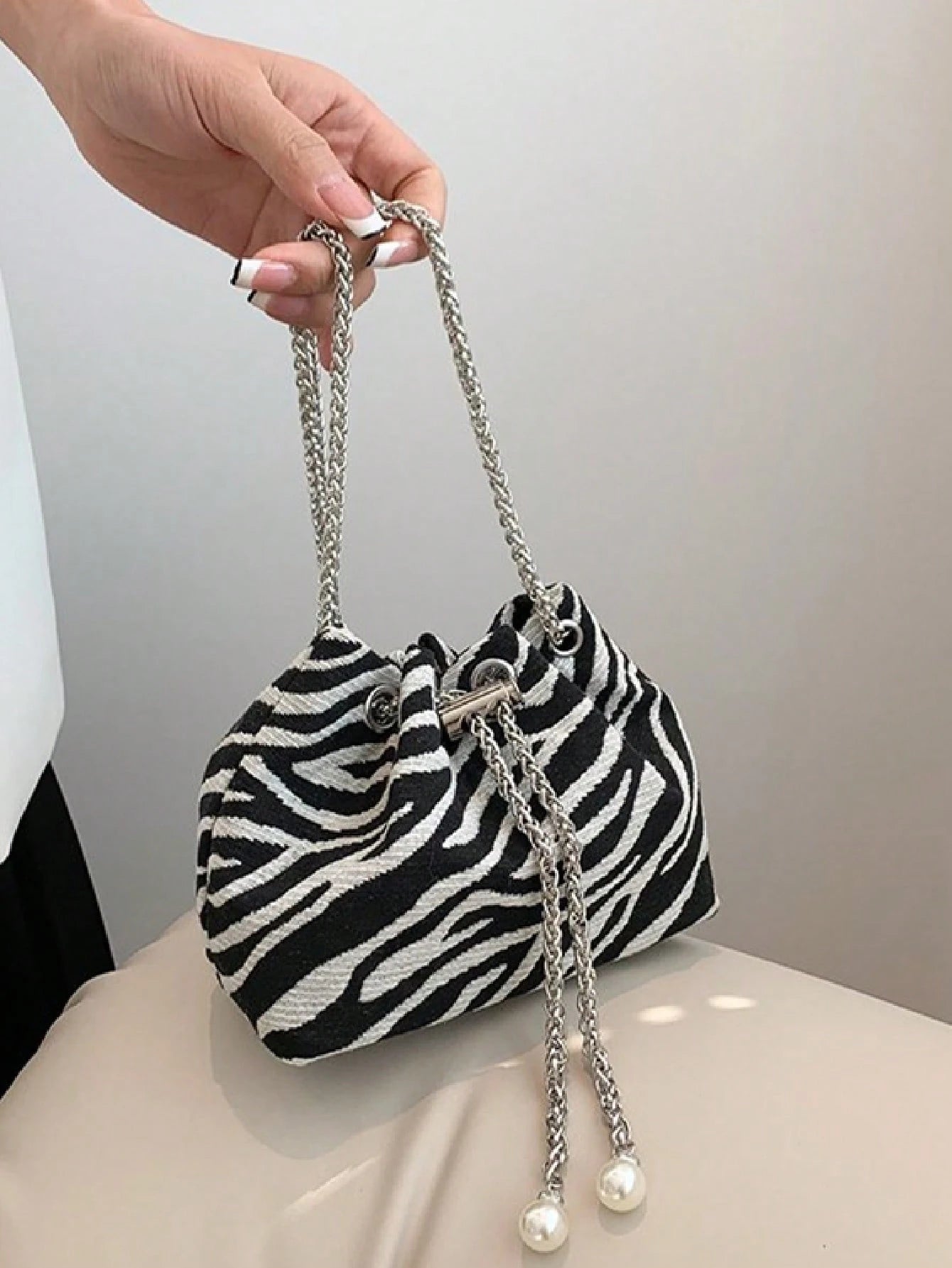 Small Bucket Bag Zebra Striped Pattern Drawstring Design Pearl Decor