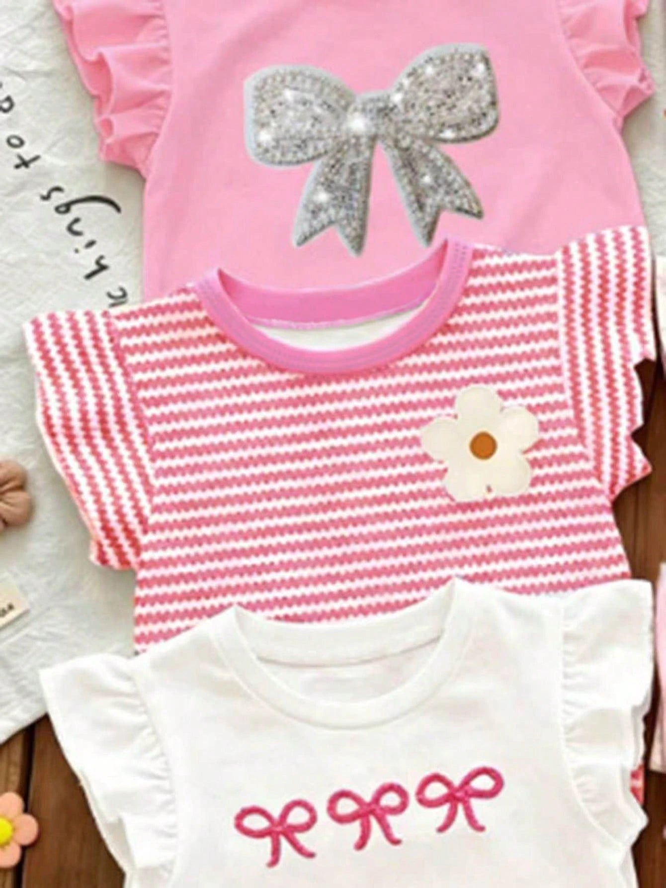 Souflis Souflis 1pc Random Bohemian Floral, Cute Pink Striped, 3D Bow Pattern, Young Girl Casual Minimalist Versatile Crew Neck T-Shirt, Suitable For Spring/Summer Daily Wear, Travel, Vacation
