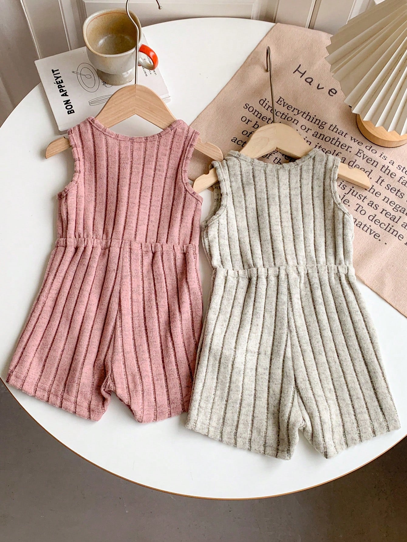 Souflis Souflis 2pcs Baby Girl 0-3 Years All-Match Versatile Casual Fuzzy Rib-Knit Cropped Vest & Shorts Set, Pink & Gray, For Daily Wear And Outings