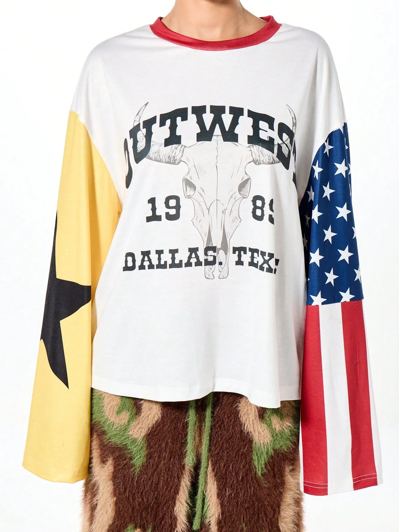 SUMWON WOMEN Outwest Dallas Texas Longhorn Crop Long Sleeve Graphic Western Americana T-Shirt