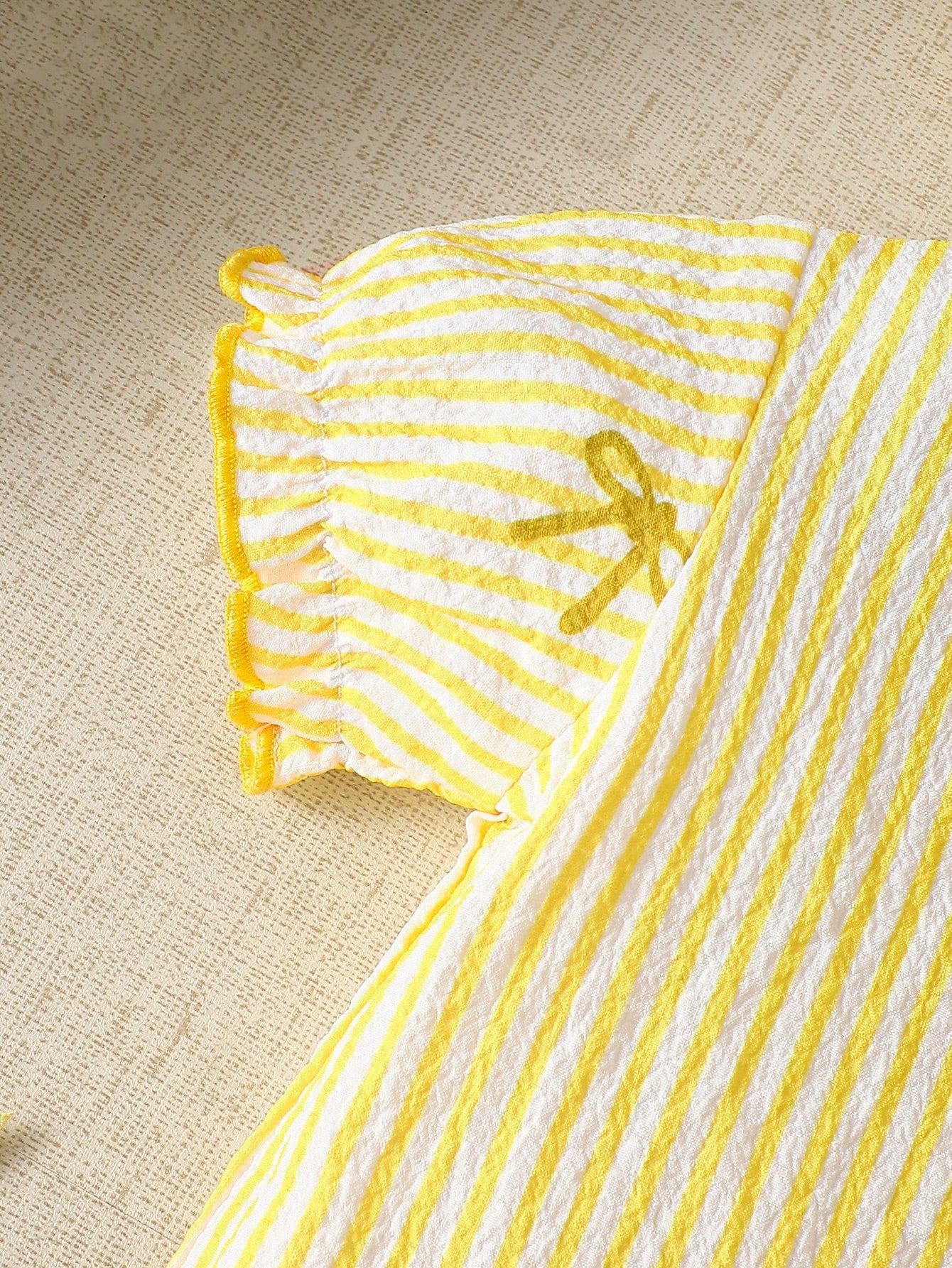 Sweet Pastel Yellow Bow Baby Romper Set, Bubble Textured Fabric Vertical Stripe Print Embroidered Newborn Short Sleeve Bodysuit, 4pcs