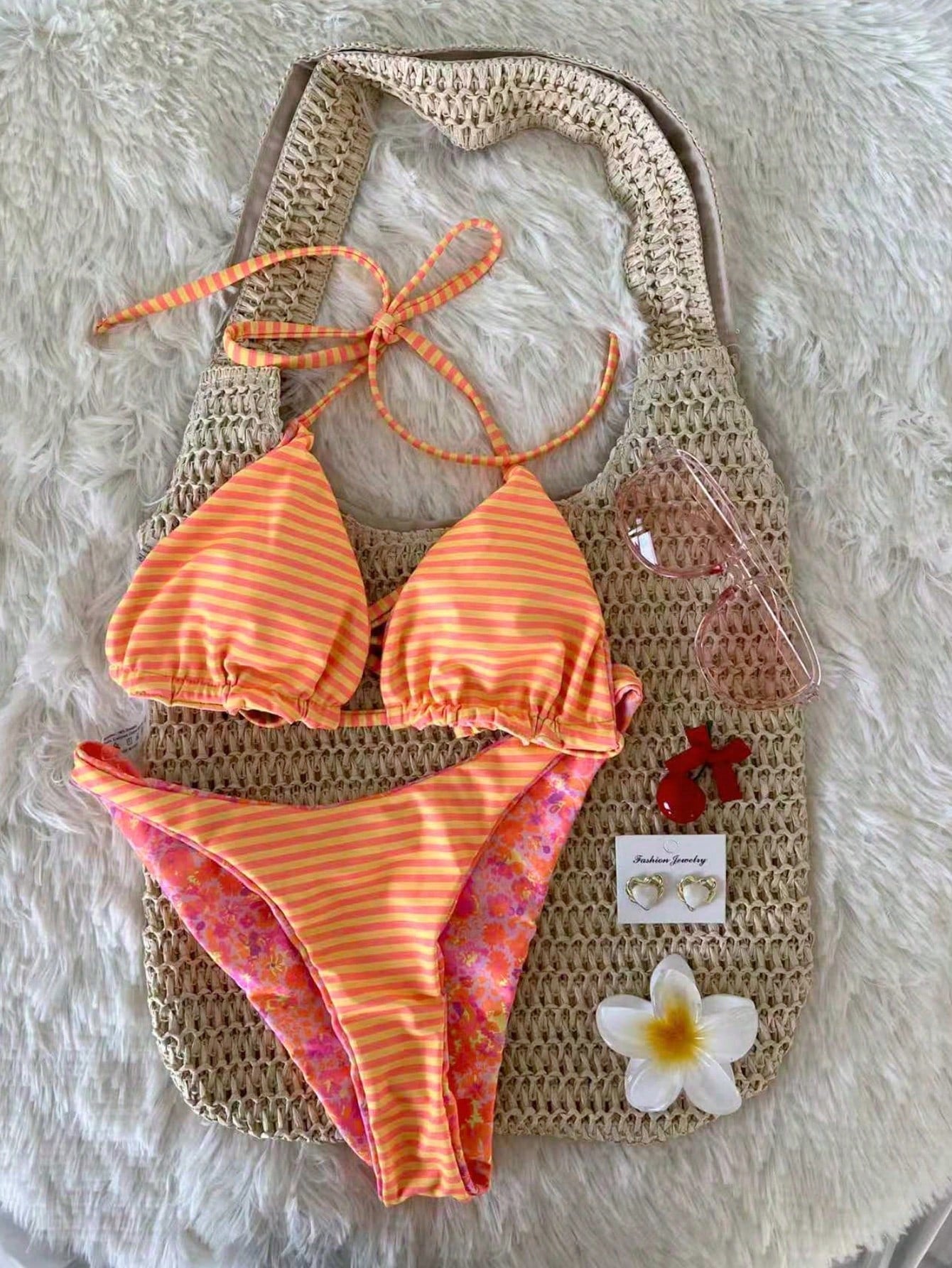 Swim Mod 2pcs/Set Women Cute Random Floral Print Reversible Halter Top And Adorable Bottoms Bikini Swimsuit Set, Holiday & Beach For Summer Beach Vacation
