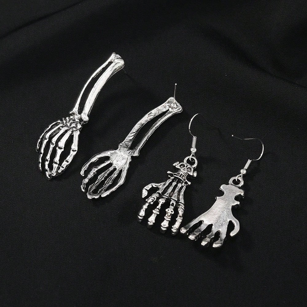 Two Tone Vintage Alloy Skeleton Hand Dangle Earrings Carved Bone Women Halloween Goth Dark Party Costume Ear Accessory