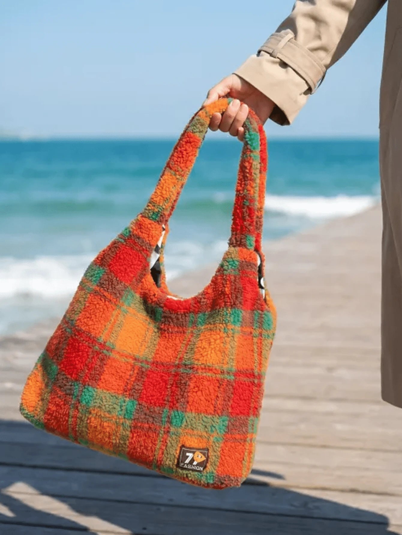 Vintage Crescent Underarm Bag For Women Plaid Shoulder Bag Plush Tote Bag Large Capacity Handbag For Commuting Daily Shopping Graduation BackToSchool
