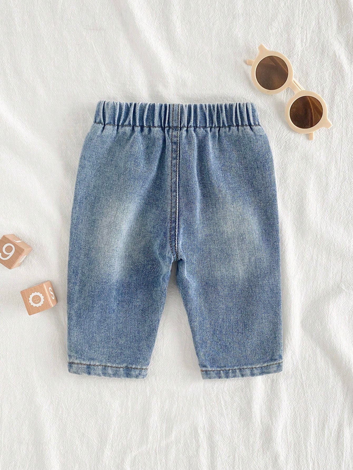 Vintaside Kids Countryside Style Newborn Baby Denim Pants,Classic Washed Blue Loose Fit Jeans With Full Elastic Waistband,Fake Pockets,Vintage Front Button Closure