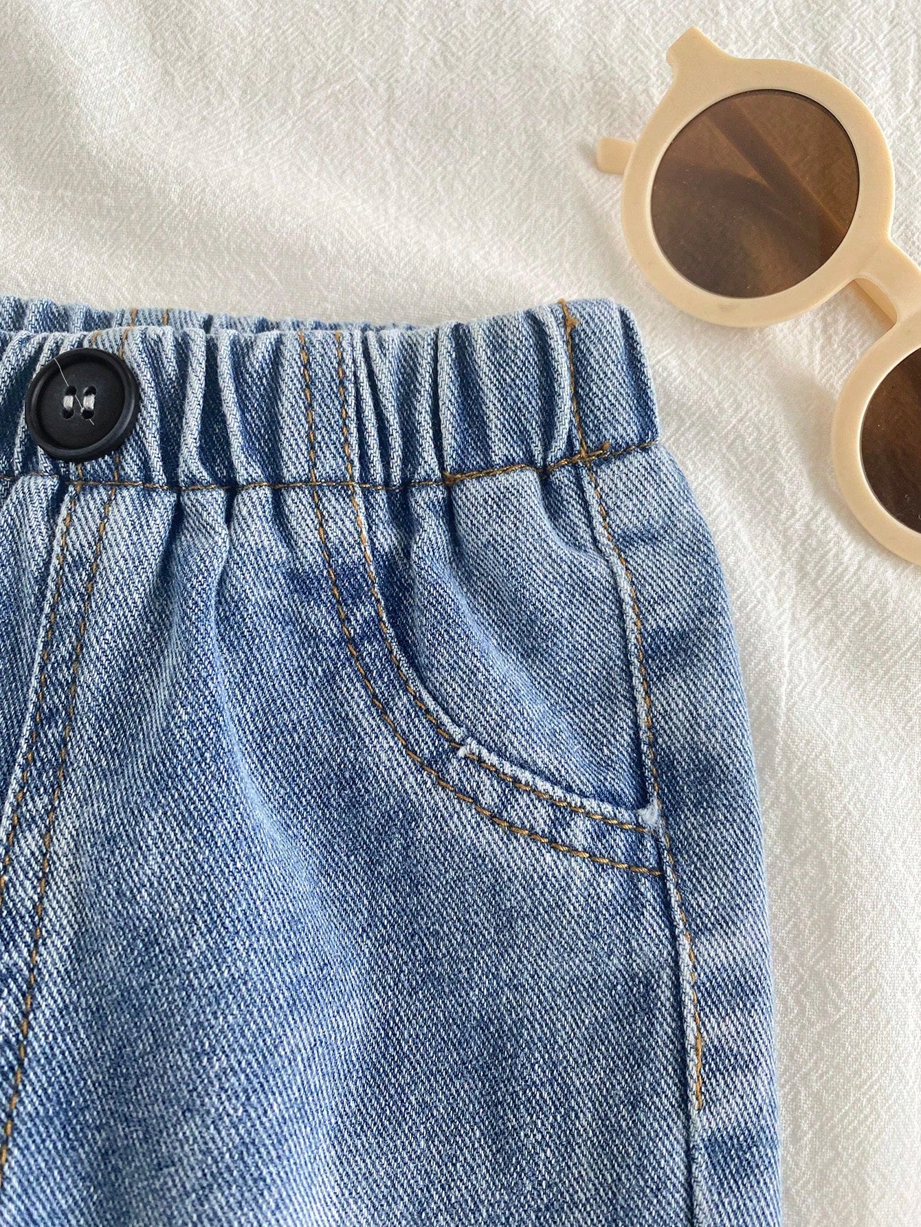 Vintaside Kids Countryside Style Newborn Baby Denim Pants,Classic Washed Blue Loose Fit Jeans With Full Elastic Waistband,Fake Pockets,Vintage Front Button Closure