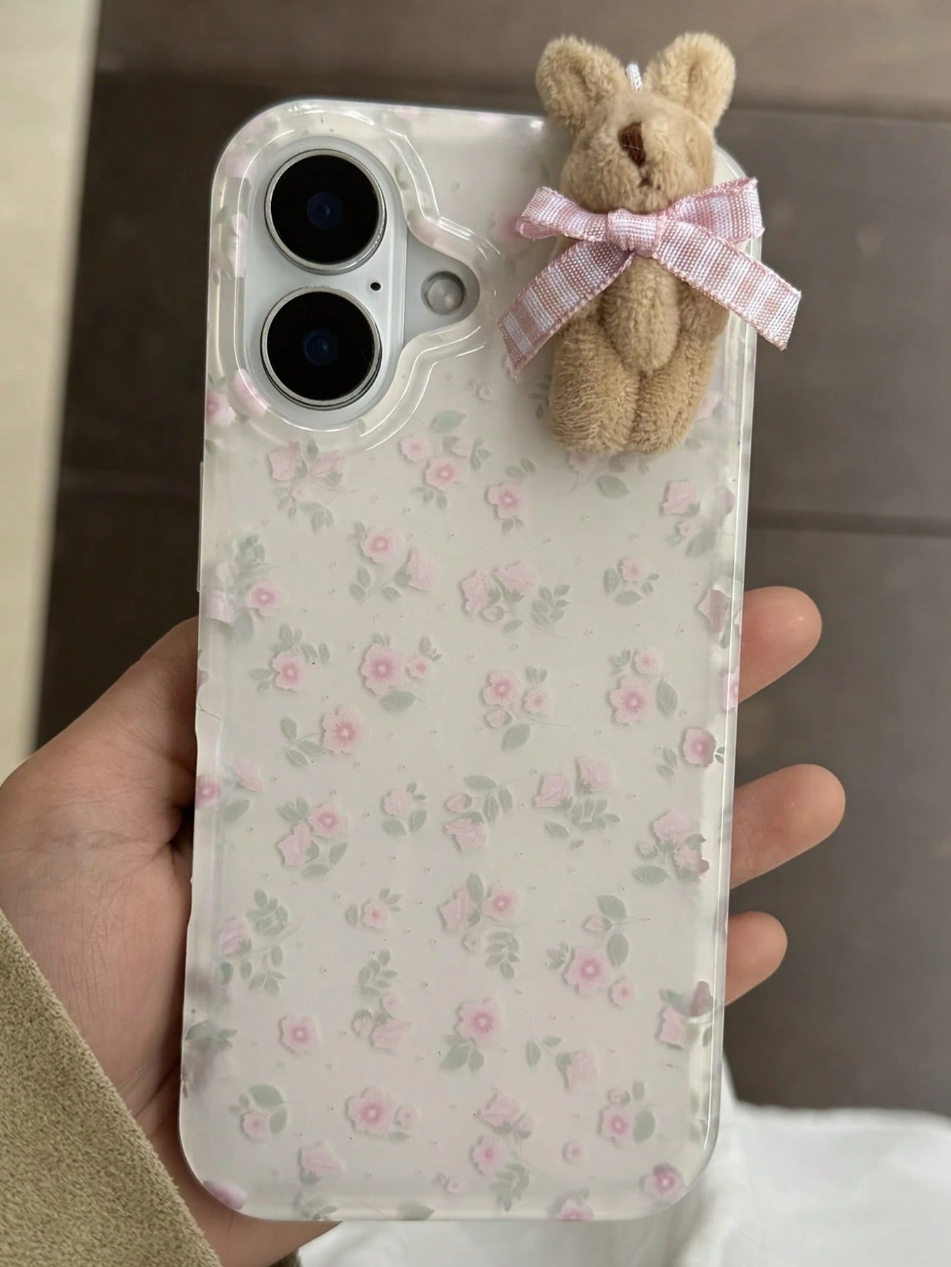 White Pink Rabbit Element Novelty Cases 1pc White Pink Rabbit Element Novelty Cases Youthful And Adorable Girl Floral White Classic Full-Coverage Soft Phone Shockproof Case With Three-Dimensional Pink