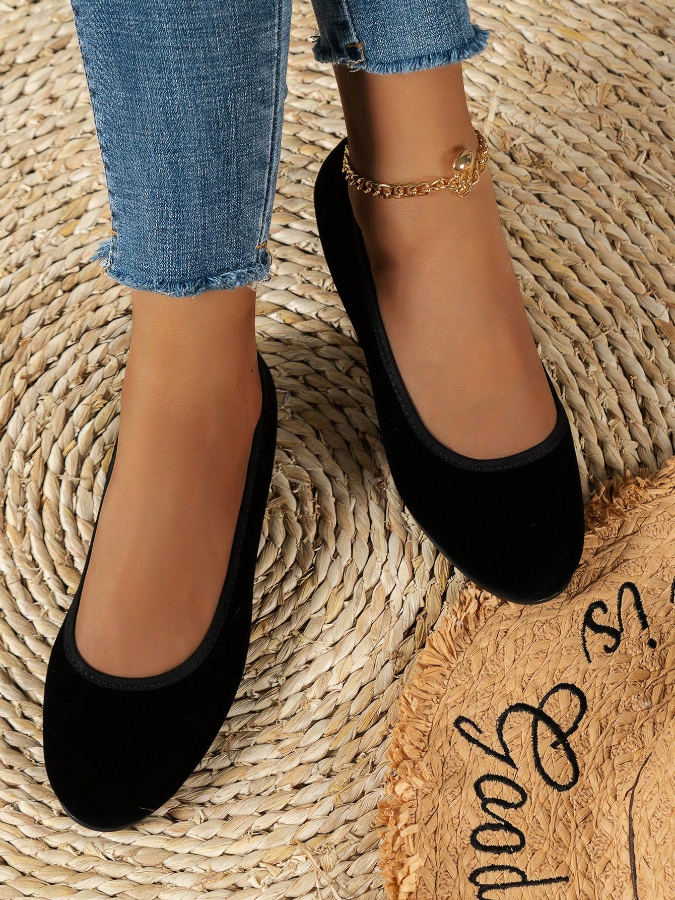 Women's Faux Suede Bow Retro Elegant Wedge Heel Casual Round Toe Flat Shoes, Solid Color Slip-On Flat Sandals, Black Color For Students And Teenagers
